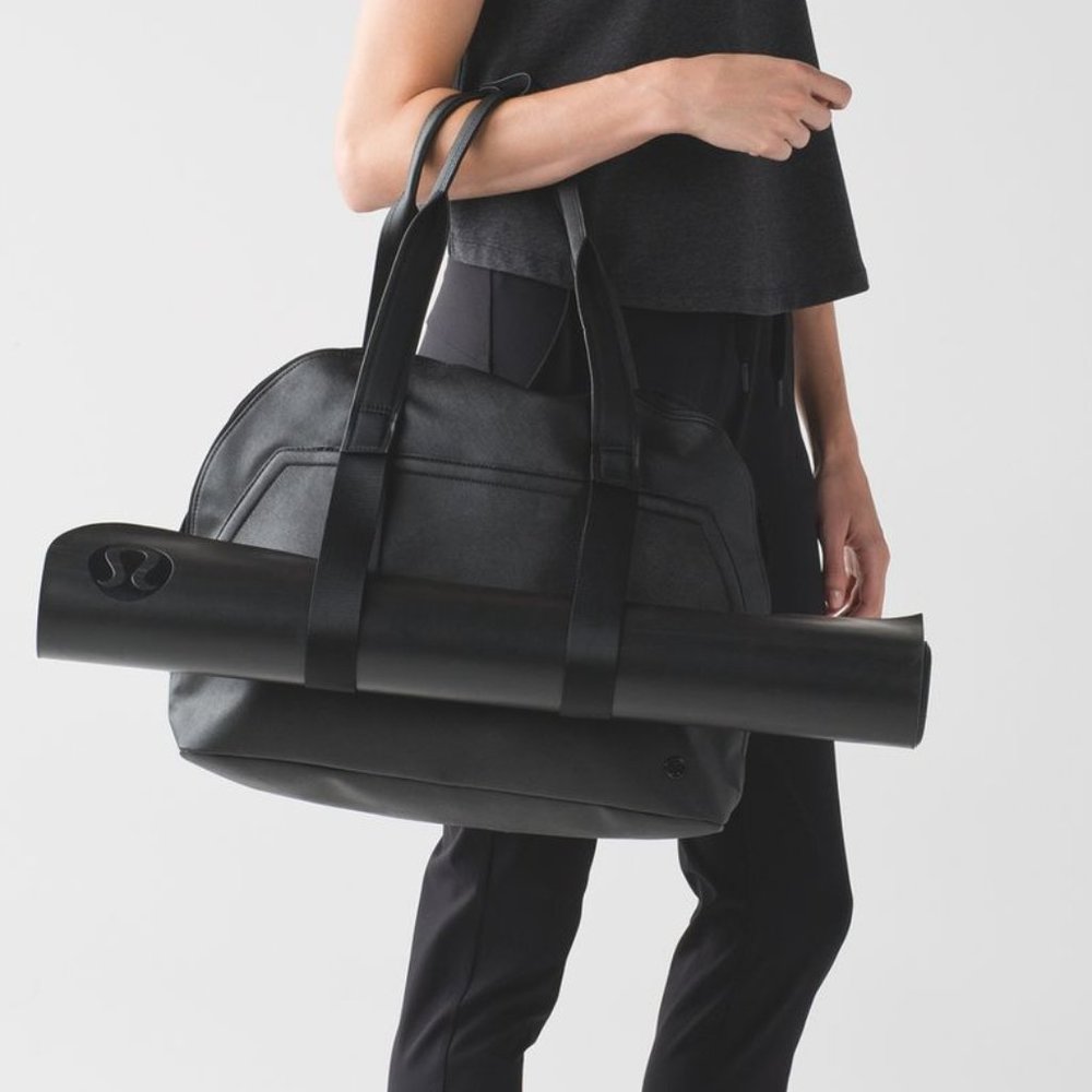 Lululemon Yin Time Bag black